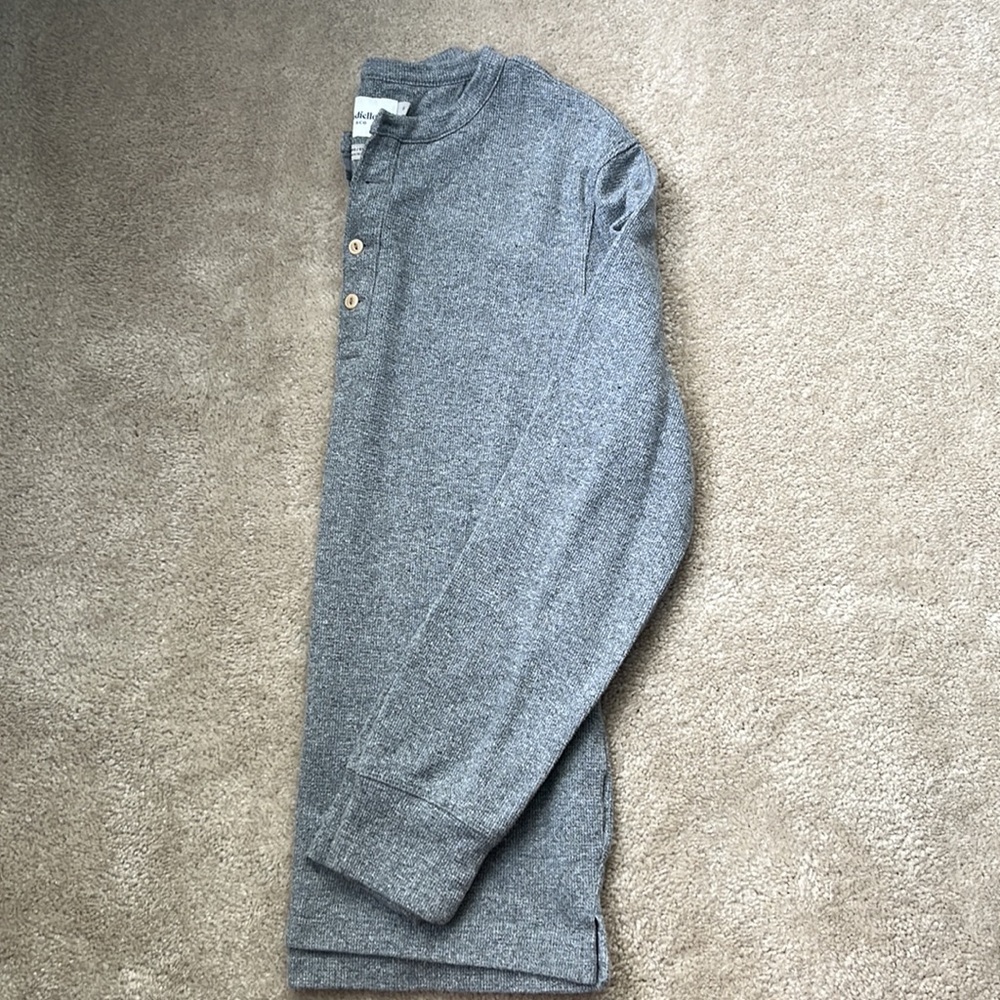Goodfellow Long Sleeve Shirts - Set of 2 - Picture 5 of 7